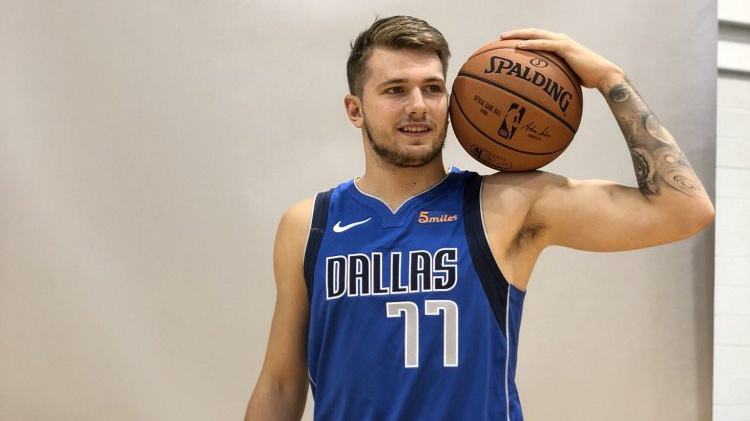 史悠久且曾 史悠久且曾