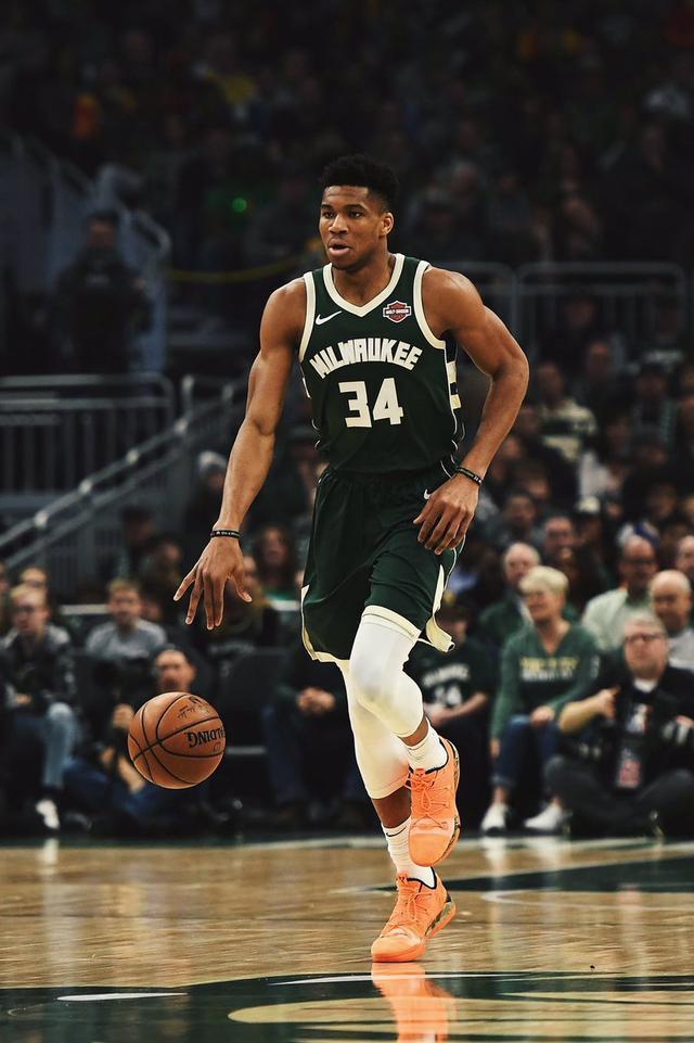 球再添辉煌 球再添辉煌