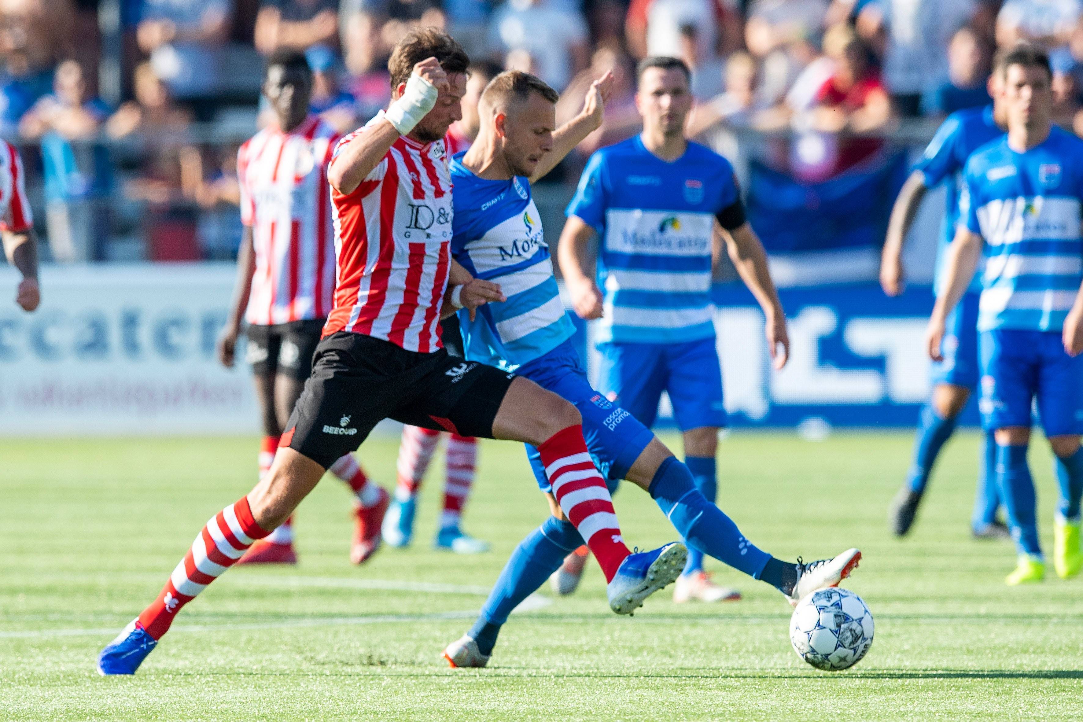 现充满期待 现充满期待